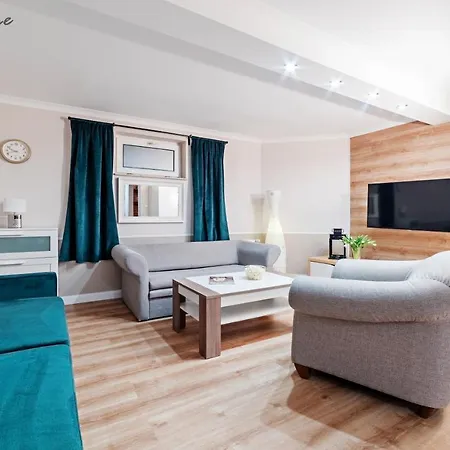 Wonder Home - Apartamenty Z Balkonami Przy Szlakach Turystycznych - Blisko Plac Zabaw I Boisko Do Gry Apartment *